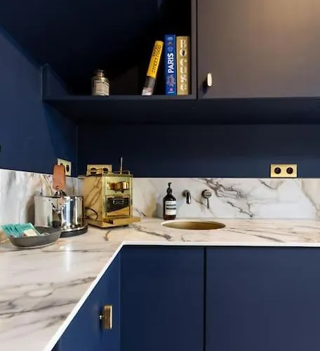 Apartment Midnight - Marais