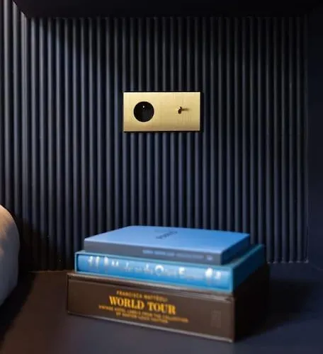 Apartment Midnight - Marais